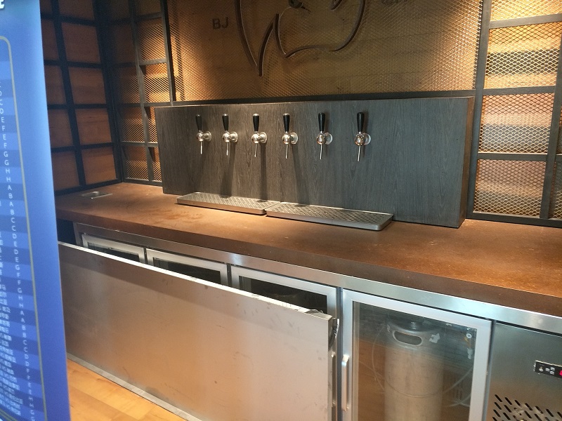 DM-6自助啤酒墙